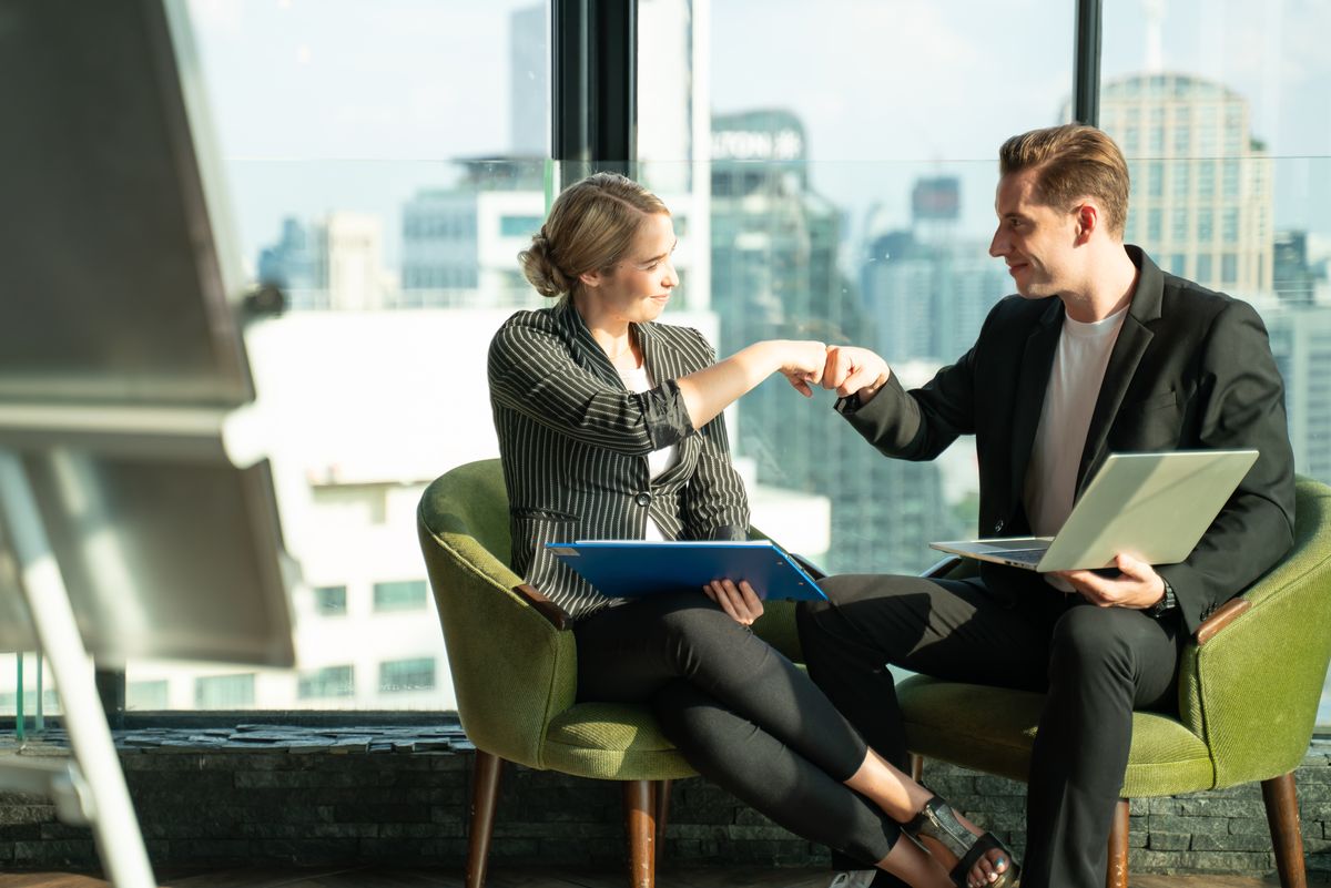 Return to office team presence policy discussion