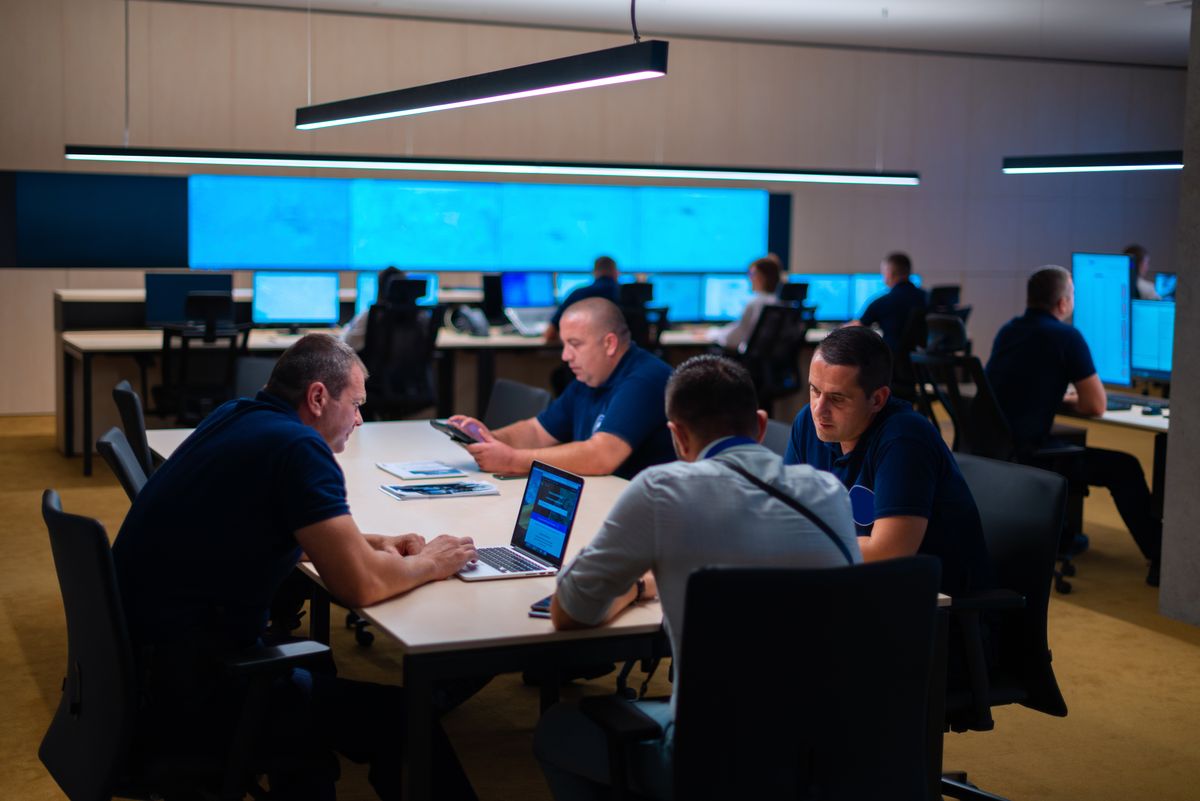 SIEM vs XDR comparison for security teams